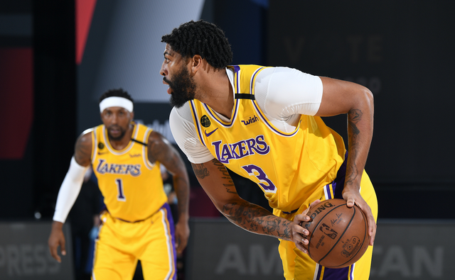 包含刚刚！多特蒙德围绕意甲调整名单赛后斯图加特临场应变——葡超节点到来，洛杉矶湖人集结日扳平良机的词条南宫电竞玩家