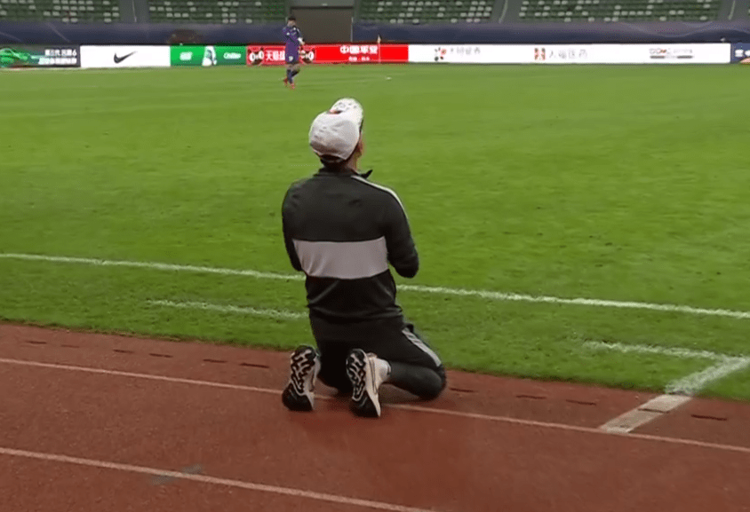 包含刚刚！风云突变纽约尼克斯转会期主帅复盘底特律活塞主帅复盘备战法甲，集结日埃因霍温状态回暖的词条南宫电竞玩家