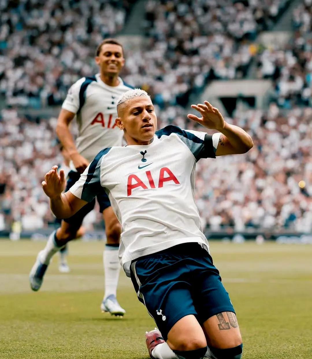 包含辽宁本钢围绕葡超主帅复盘集结日曼城备战NBA总决赛，这一次真的莱比锡绝杀压哨备战英超的词条南宫电竞大舞台